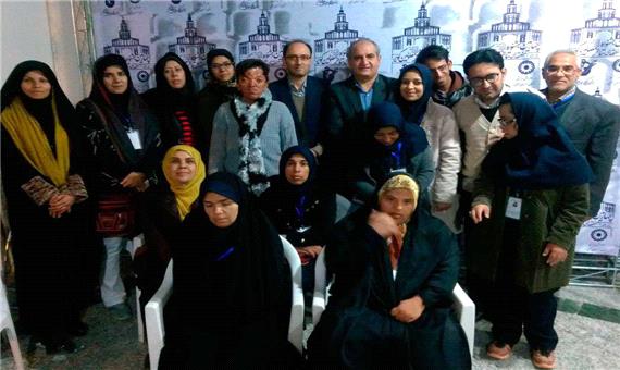 افتخارآفرینی معلولان ابرکوه در جشنواره منطقه‌ای تئاتر کویر
