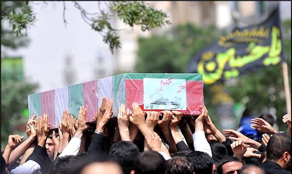 تشییع پیکر یک شهید گمنام در شهر یزد