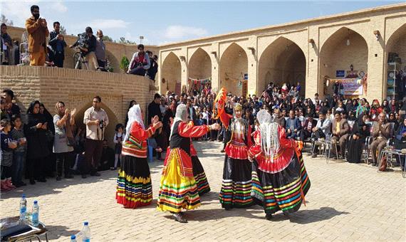 جشنواره ملی بازی های بومی، محلی در میبد یزد برگزار شد