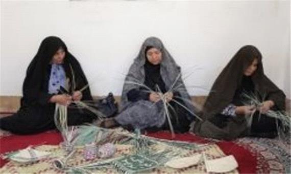 صنایع دستی حصیری بافق در آستانه سال نو، جانی دوباره می گیرد