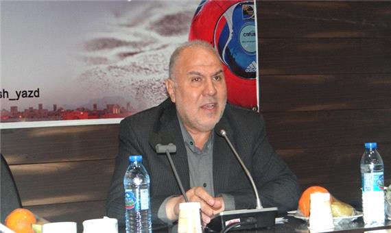 مدیرعامل باشگاه مقاومت گلساپوش یزد خواستار توجه استاندار به ورزش شد