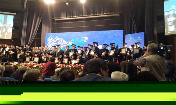 اختصاص رتبه دوم کشوری جشنواره دانشجوی نمونه به علوم پزشکی یزد