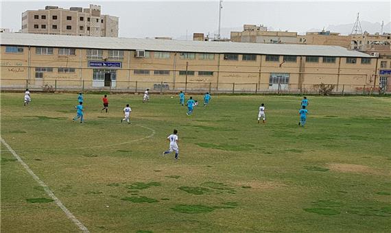 مسابقات فوتبال نوجوانان منطقه هشت کشور در یزد آغاز شد