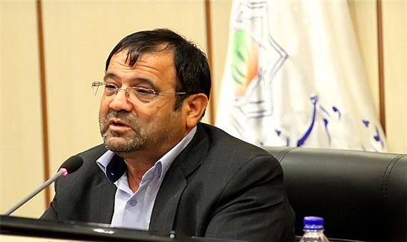 مسئله عضو زرتشتی شورای شهر یزد فارغ از مسائل سیاسی دنبال شود