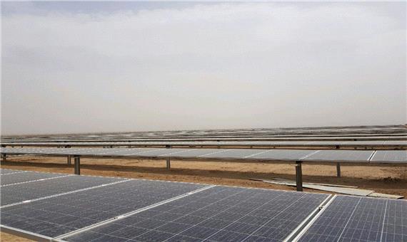 نخستین نیروگاه برق خورشیدی مهریز آماده بهره‎‎برداری شد