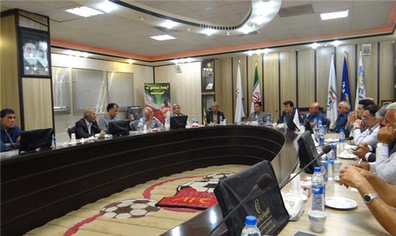 حضور یزد در لیگ فوتبال ایران در گرو همراهی صنعتگران است