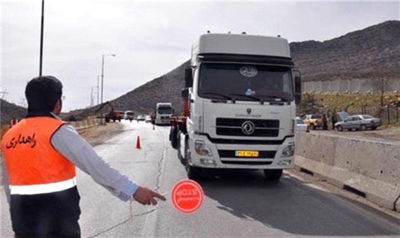رانندگان کامیون خواستار رفع ممنوعیت درمسیر هرات یزد به شهر بابک شدند