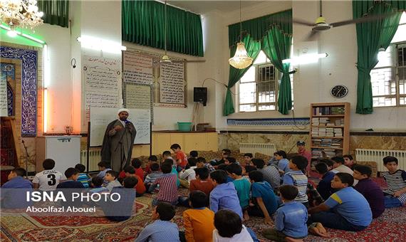 آغاز اجرای طرح پیوند مساجد با نوجوانان در مهریز