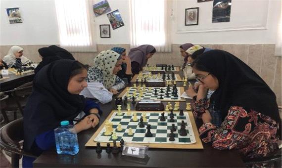 برگزاری مسابقات شطرنج دانش‌آموزان دختر در یزد