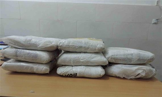 سوداگران مرگ هنگام انتقال 230 کیلوگرم تریاک دستگیر شدند