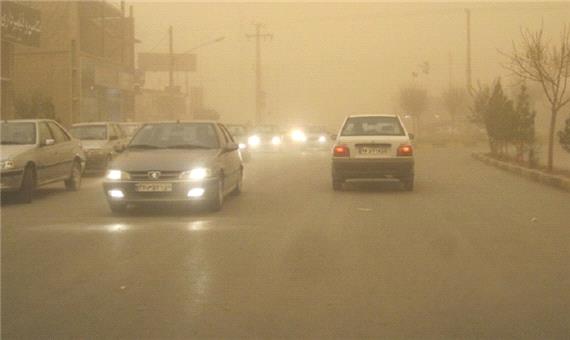 سالانه 60هزار تن گرد و غبار بر شهر یزد فرو می ریزد