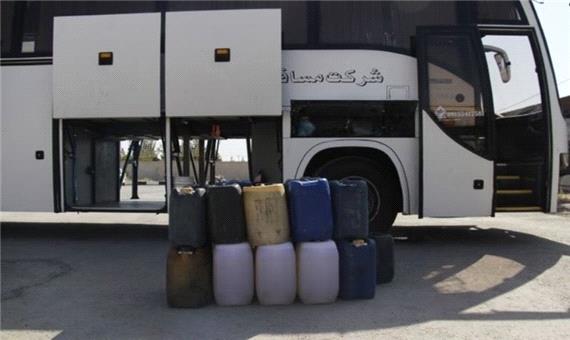 اتوبوس حامل سوخت قاچاق در یزد توقیف شد