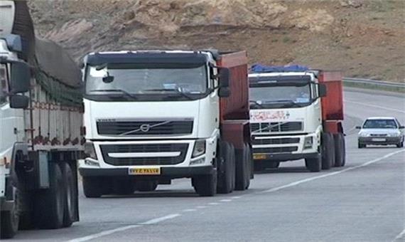 مطالبات کامیون‌داران در دست پیگیری است/ کاهش تعرفه واردات لاستیک