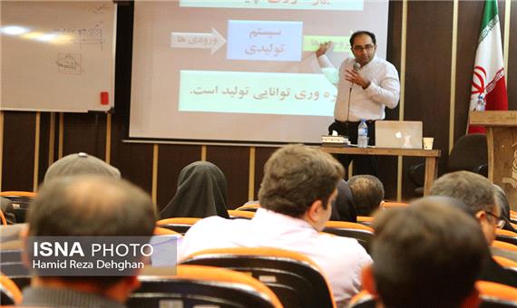 تعاونی‌های استان یزد با تکنیک‌های بهره‌وری آشنا شدند + عکس