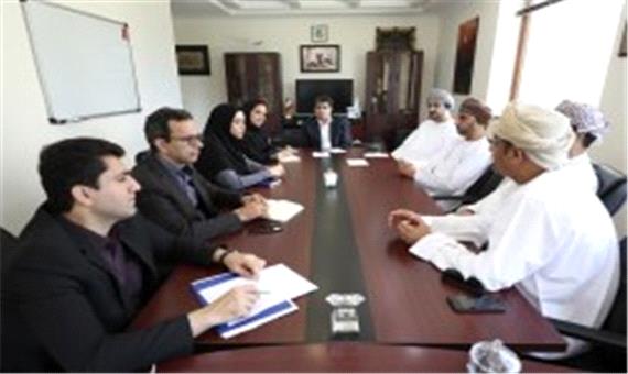 نشست معاون اقتصادی سازمان منطقه آزاد کیش با هیات عمانی