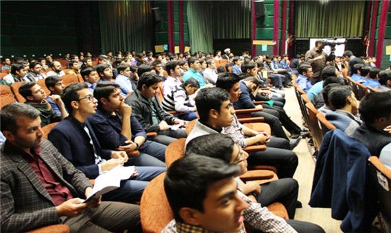همایش تشکیلاتی اعضای انجمن‌های اسلامی مدارس یزد آغاز شد
