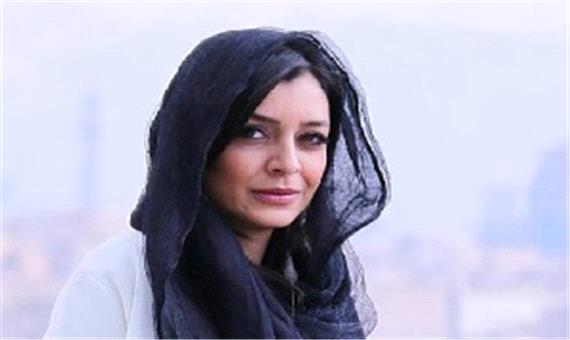 حمله کاربران فضای مجازی به ساره بیات به خاطر پوشیدن پالتو پوست!!