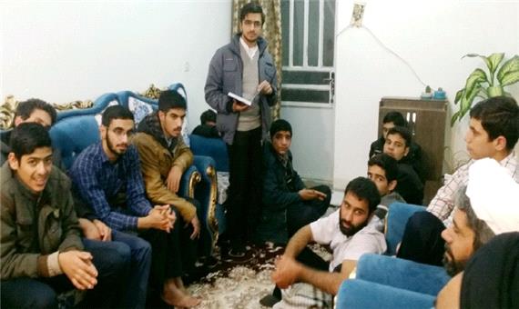 کرسی آزاد اندیشی حجاب و عفاف در مهریز برگزار شد