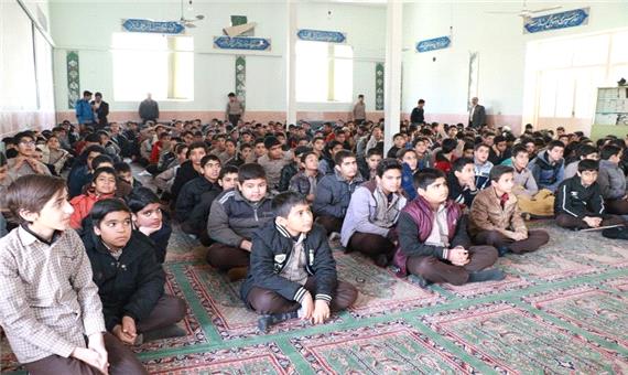 بازدید شهردار منتخب یزد از مدرسه شهید فتاحی در روز هوای پاک