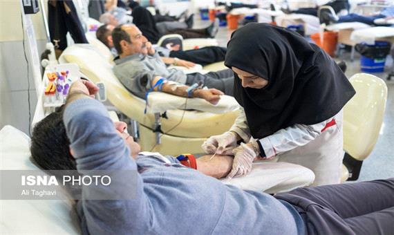سرانه‌ی بالای اهدا‌کنندگان خون یزد در قیاس با کشور/ سلامت اهداکنندگان خون در اولویت است