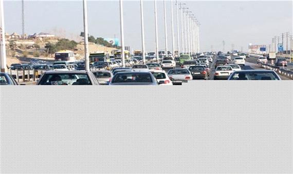 تردد خودروها در جاده های استان یزد 20 درصد افزایش دارد