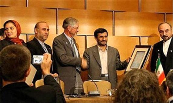 نایاک، ظریف، اتفاقات 88 و احمدی‌نژادی‌ها