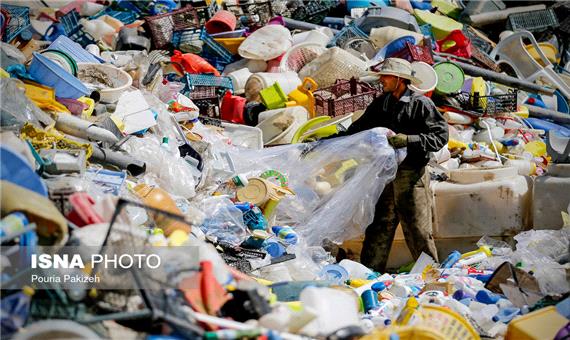 سالانه 275 میلیارد ریال برای جمع‌آوری زباله در یزد هزینه می‌شود