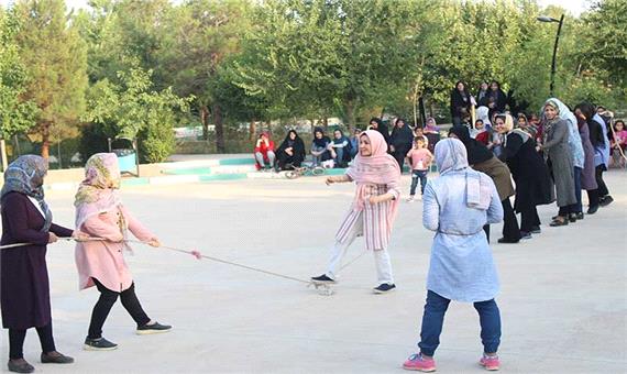 جشنواره دختران شهر خورشید در میبد برگزار شد